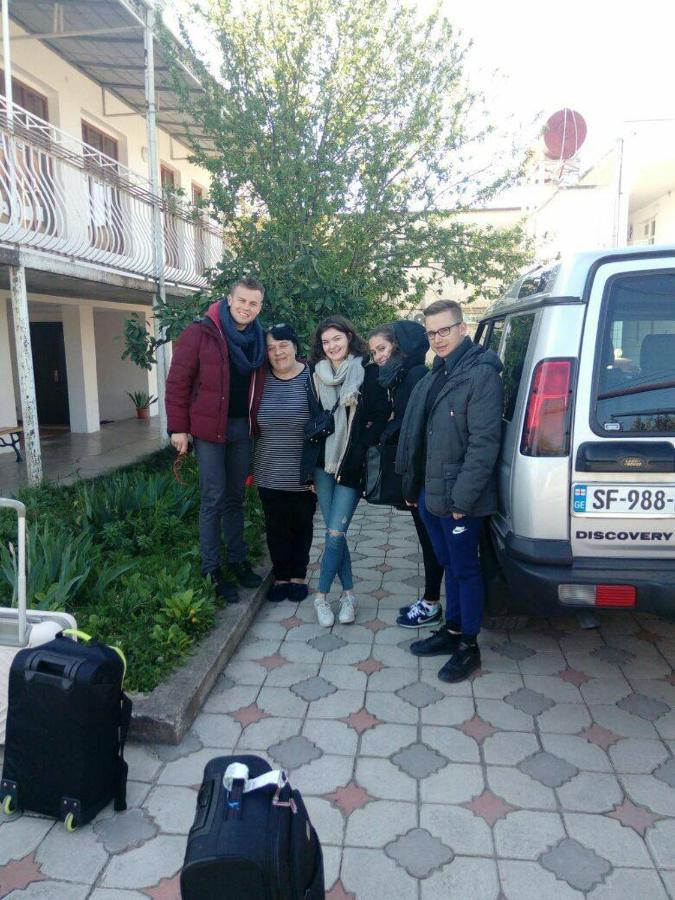 Guest House Nona Kutaisi Exterior photo