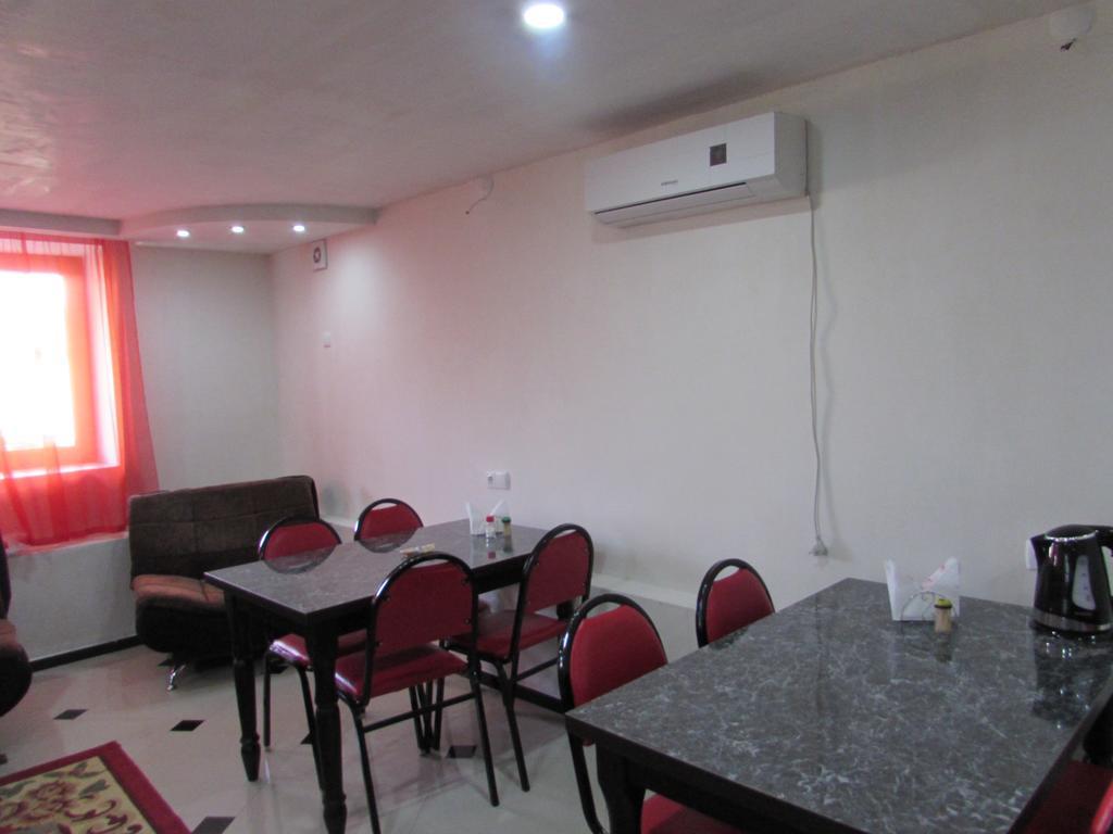 Guest House Nona Kutaisi Exterior photo